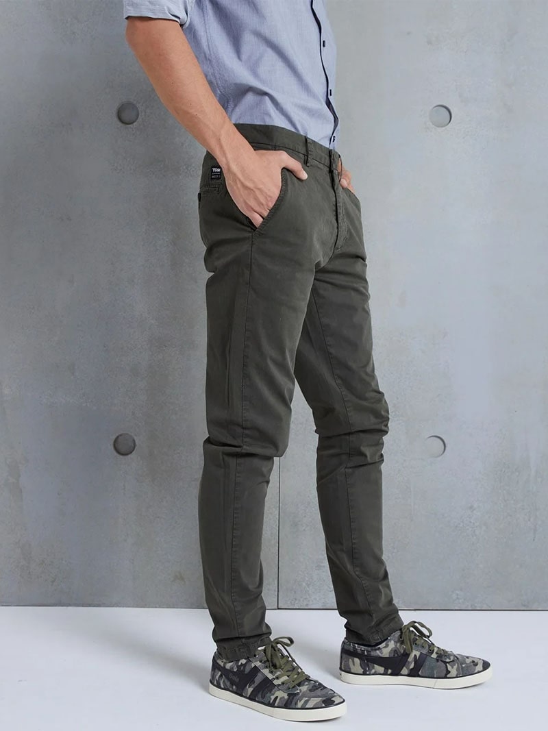 PANTALON CHINO LIVIANO VERDE MILITAR – Marco Polo