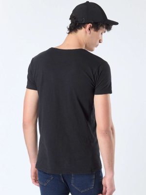 REMERA BONSEL NEGRO
