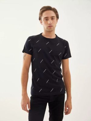 REMERA FULL PRINT AIRBORN NEGRO