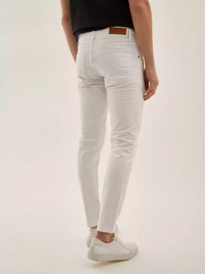 JEAN JAGGER WHITE
