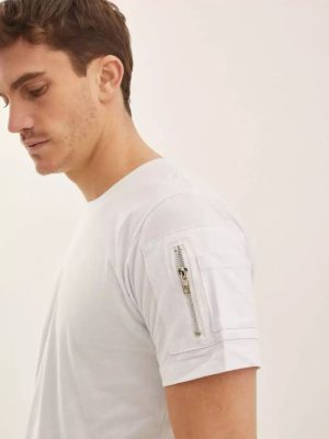 REMERA CON CIERRE BLANCO