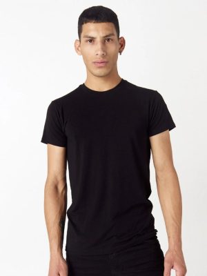 REMERA BOND NEGRO