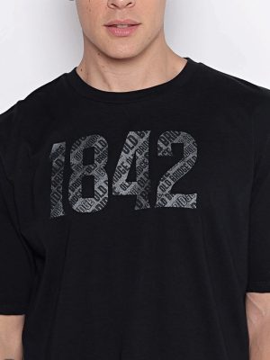 REMERA 1842 NEGRO