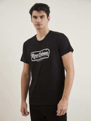 REMERA NEW ORLEANS NEGRO