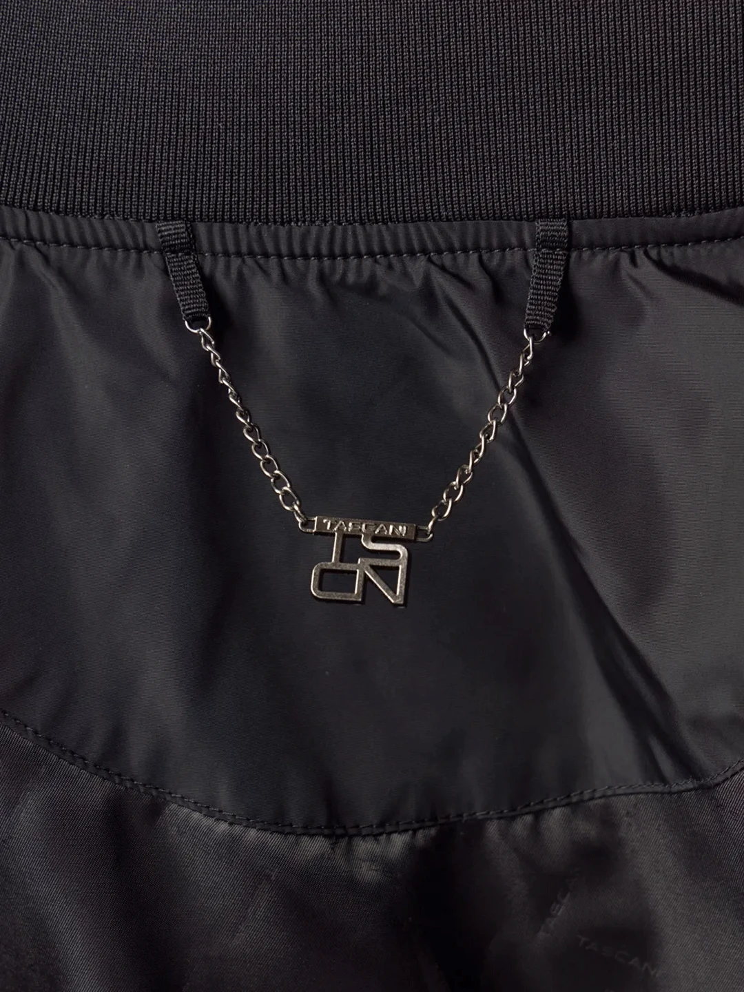 CAMPERA RENAX PLUS NEGRO - Imagen 6