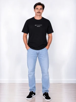 REMERA TENBY NEGRO